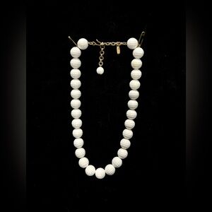 MONET Vintage Choker- white beads Necklace
